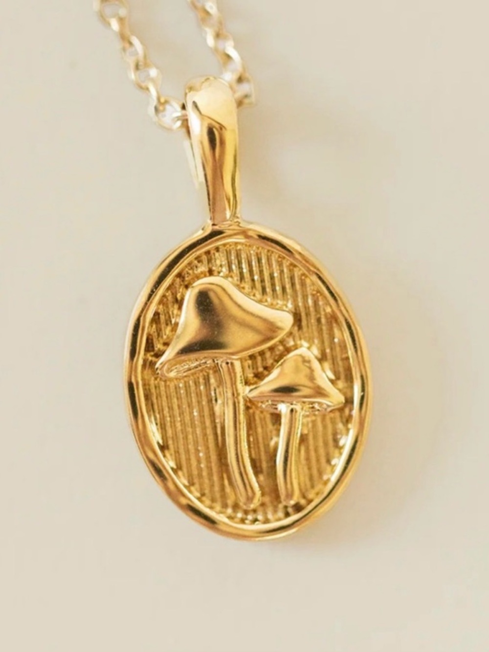 The Jilly Box Sugar Blossom Necklace